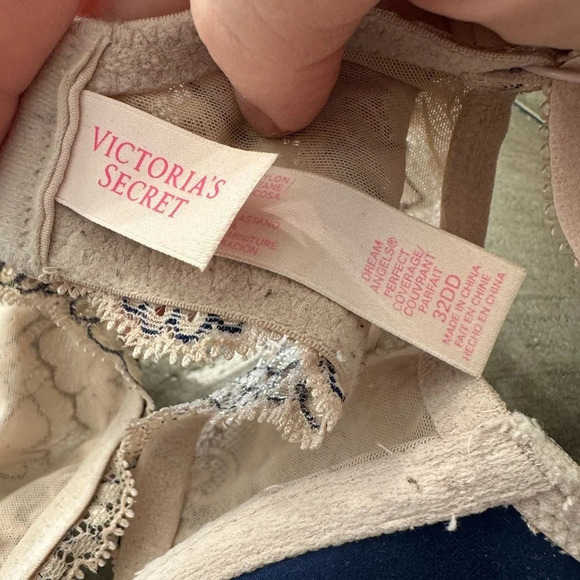 VICTORIAS SECRET Dream Angels Perfect Coverage Bra Size 32DD pink/gold lace - Picture 4 of 6